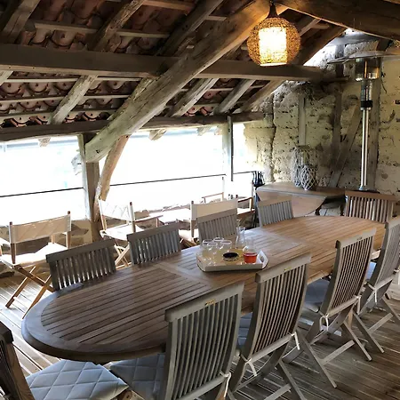 ベッド・アンド・ブレックファスト D'hotes Du Pentadou Felzins