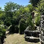 Alojamento de Acomodação e Pequeno-almoço D'hôtes Du Pentadou