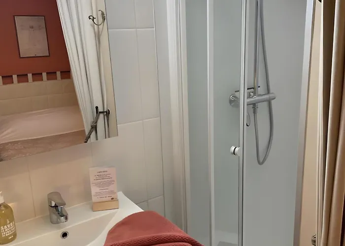 D'hotes Du Pentadou Bed & Breakfast Felzins